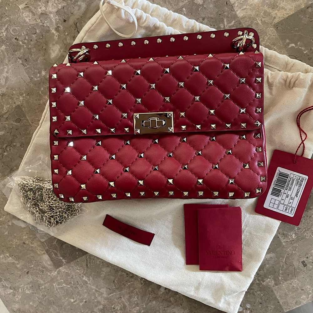Valentino Garavani Nappa Rockstud Spike medium bag - Picture 5 of 9
